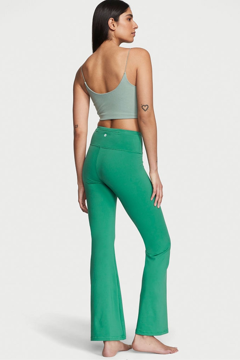 Victoria's Secret Love Cloud Ruched Flare Legging Verde | 281305AGN